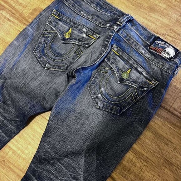Skulls and roses True Religion Jeans - Picture 6 of 7